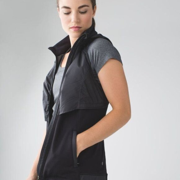 Lululemon Kanto Catch Me Vest Black Hooded Ponytail V Inverted back - Picture 14 of 14